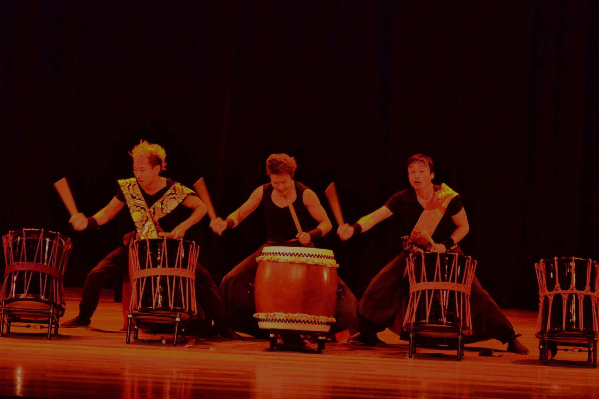 獅子舞と和楽器パフォーマンス 二皷一