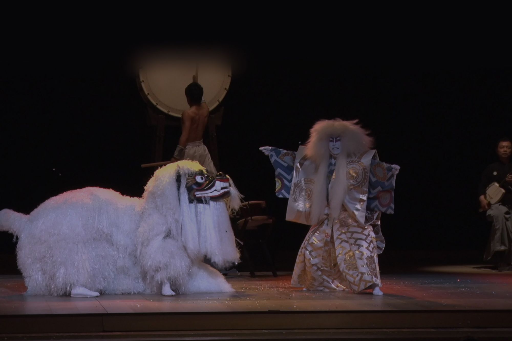 獅子舞と和楽器パフォーマンス 二皷一